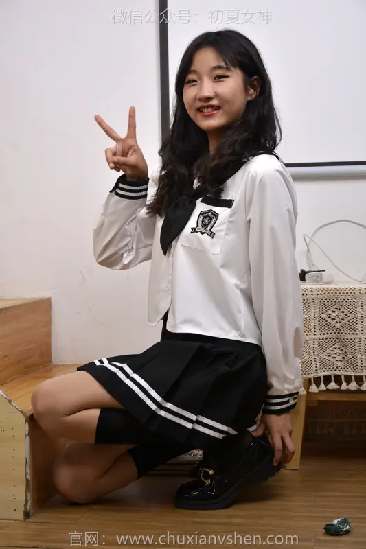 初夏女神 NO.112 点点 黑白海军服 8